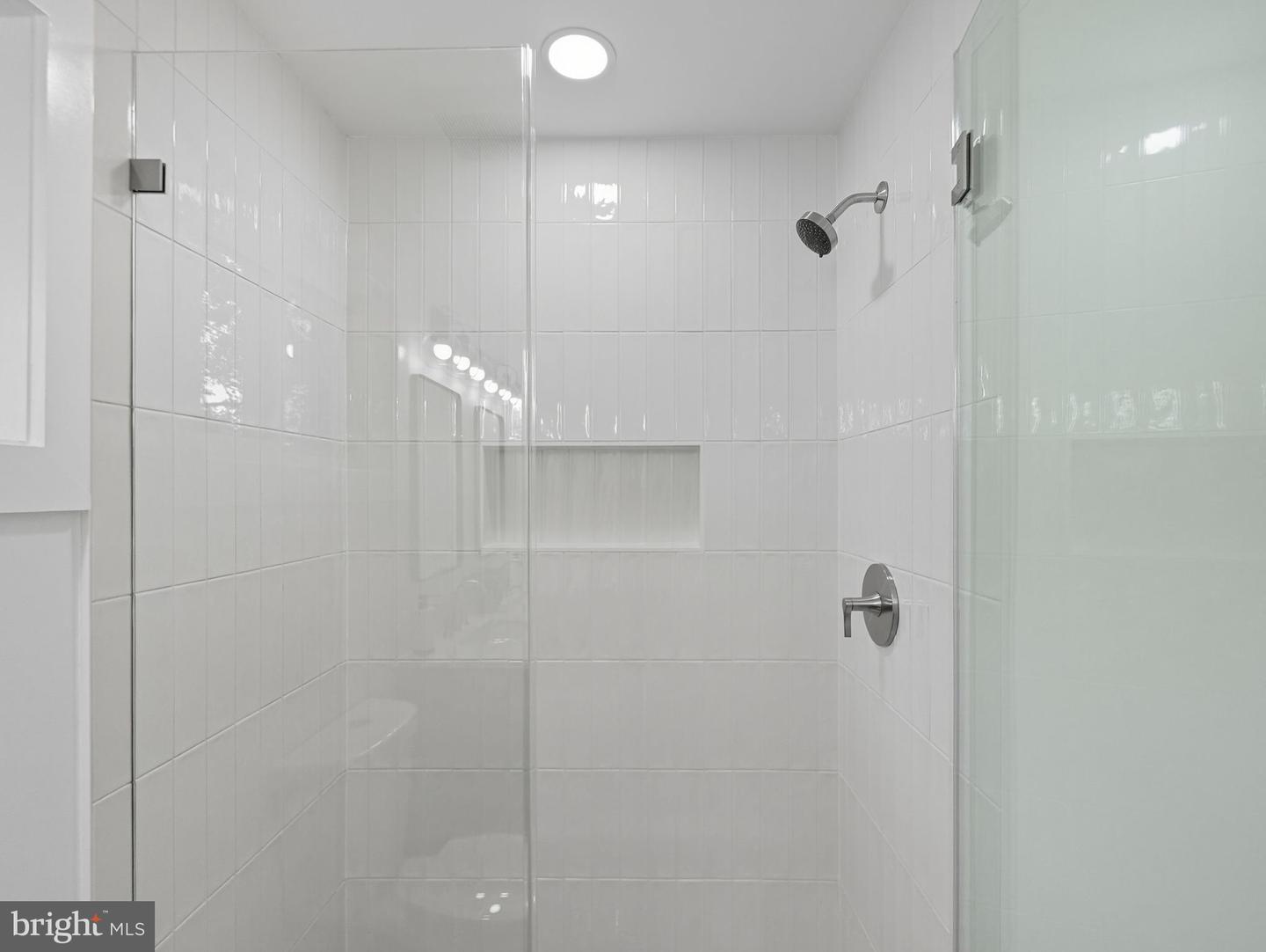 492 N LATHAM ST, ALEXANDRIA, Virginia 22304, 4 Bedrooms Bedrooms, ,3 BathroomsBathrooms,Residential,For sale,492 N LATHAM ST,VAAX2051952 MLS # VAAX2051952