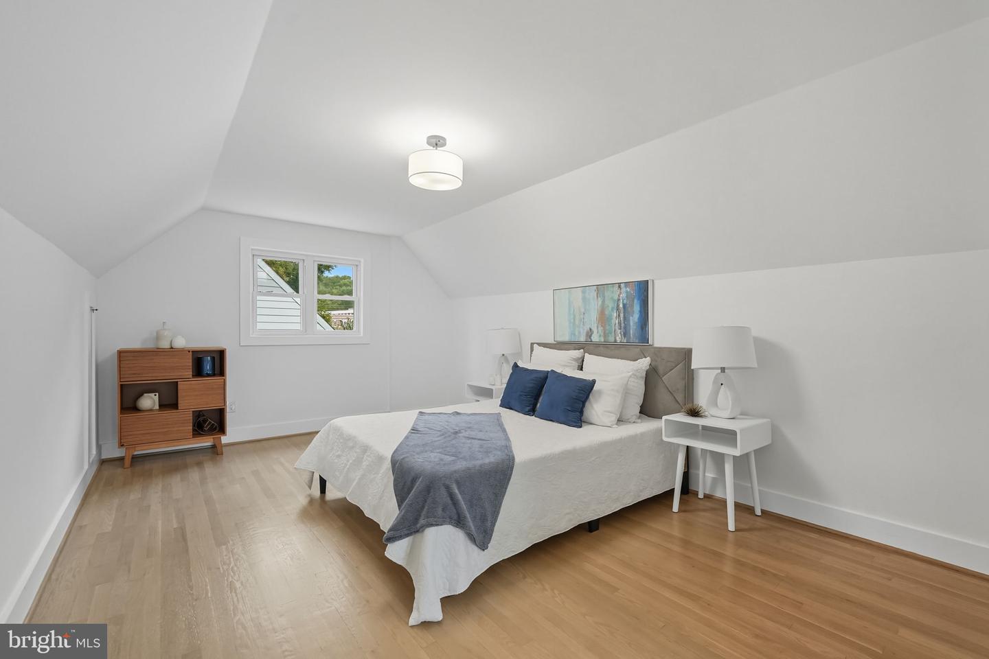 492 N LATHAM ST, ALEXANDRIA, Virginia 22304, 4 Bedrooms Bedrooms, ,3 BathroomsBathrooms,Residential,For sale,492 N LATHAM ST,VAAX2051952 MLS # VAAX2051952