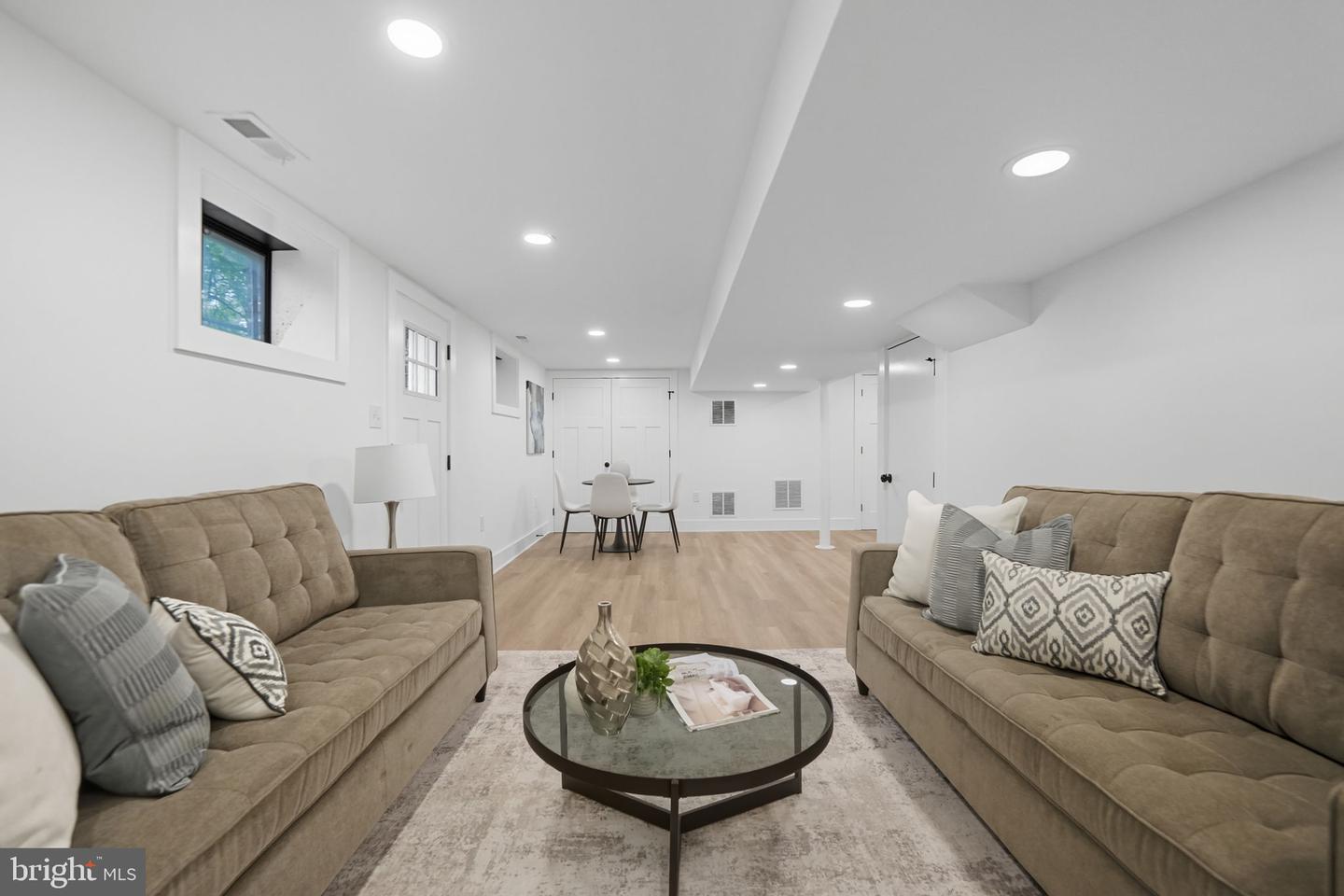 492 N LATHAM ST, ALEXANDRIA, Virginia 22304, 4 Bedrooms Bedrooms, ,3 BathroomsBathrooms,Residential,For sale,492 N LATHAM ST,VAAX2051952 MLS # VAAX2051952