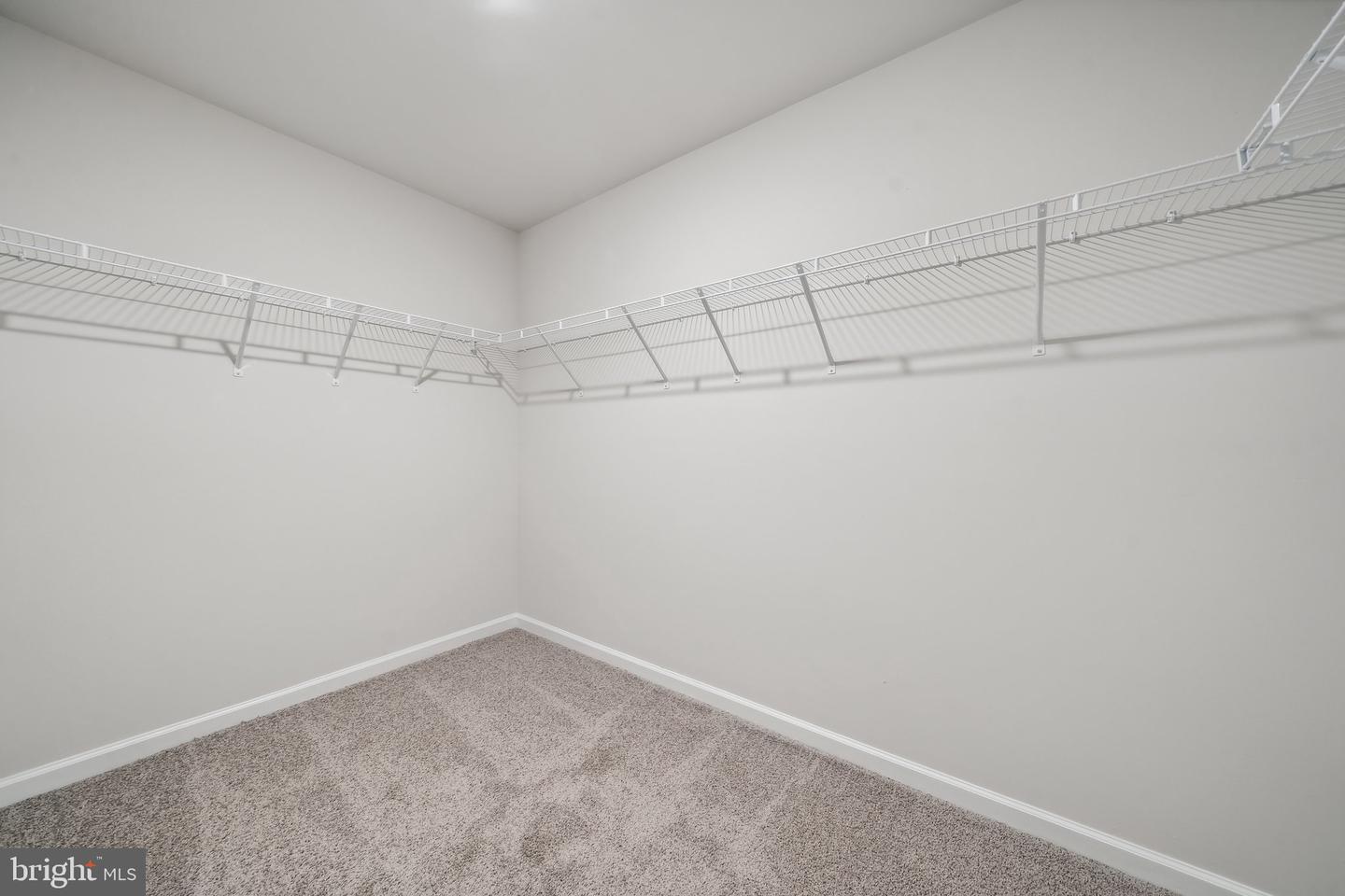 100 LIBERTY LN, KESWICK, Virginia 22947, 4 Bedrooms Bedrooms, 11 Rooms Rooms,2 BathroomsBathrooms,Residential,For sale,100 LIBERTY LN,VALA2008928 MLS # VALA2008928