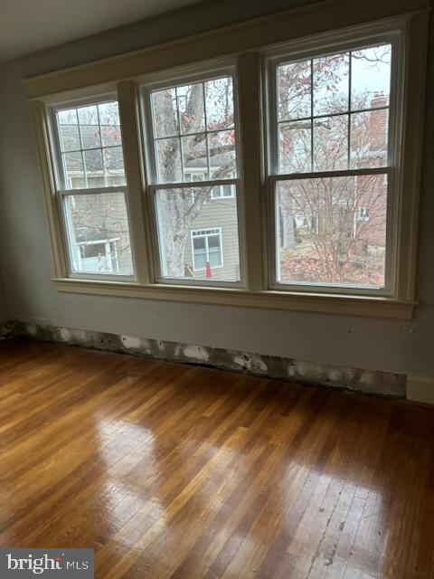 1817 VARNUM ST NW, WASHINGTON, District Of Columbia 20011, 5 Bedrooms Bedrooms, ,3 BathroomsBathrooms,Residential,For sale,1817 VARNUM ST NW,DCDC2232622 MLS # DCDC2232622