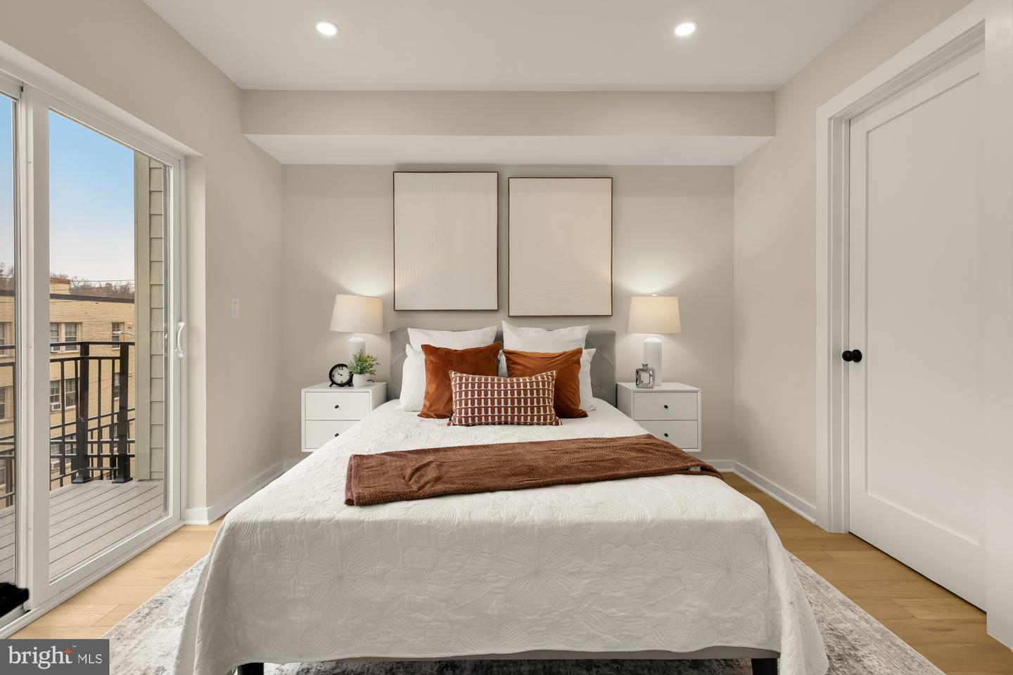 2606 41ST ST NW #FIVE, WASHINGTON, District Of Columbia 20007, 2 Bedrooms Bedrooms, ,2 BathroomsBathrooms,Residential,For sale,2606 41ST ST NW #FIVE,DCDC2232624 MLS # DCDC2232624