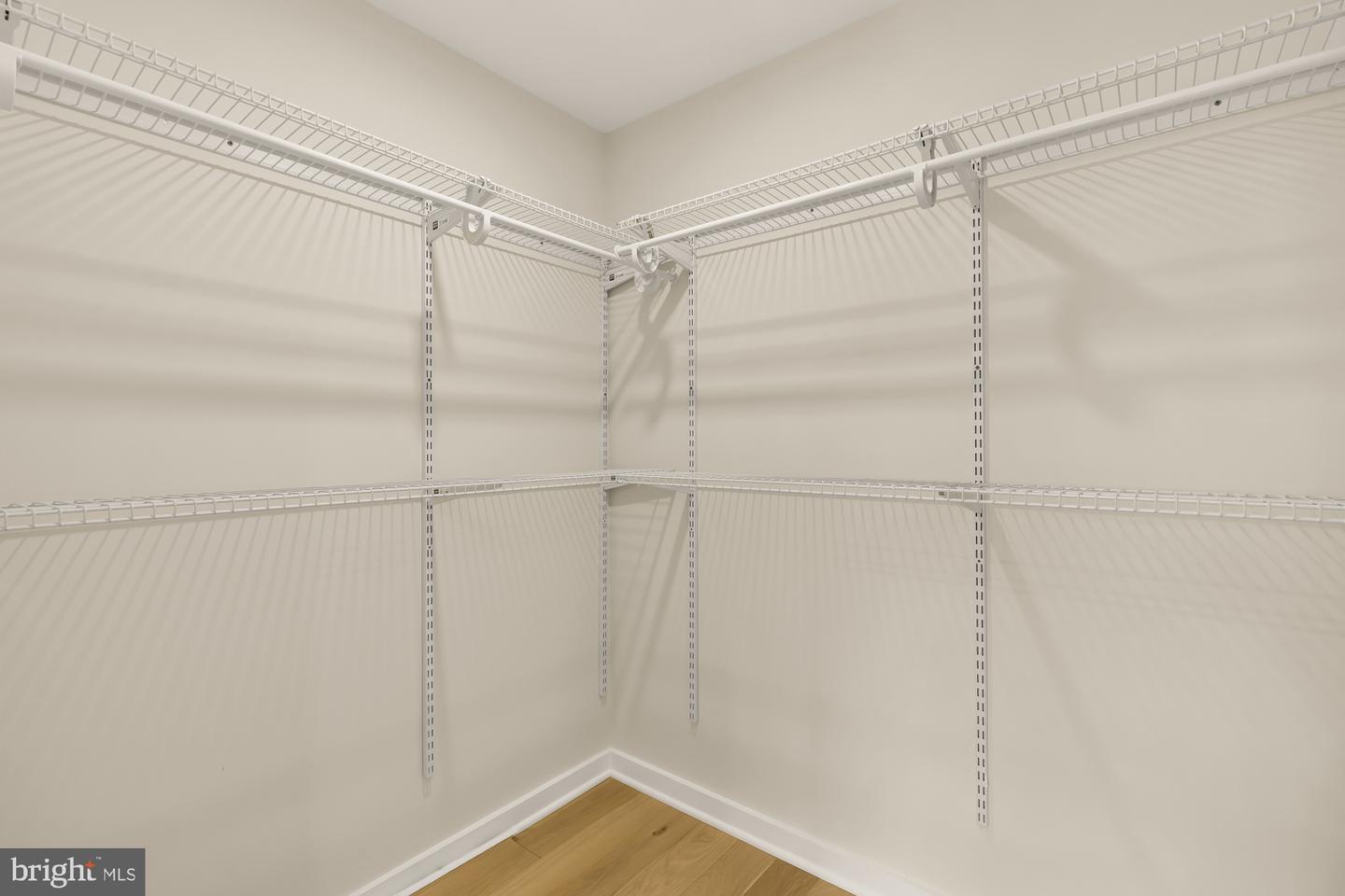 2606 41ST ST NW #FIVE, WASHINGTON, District Of Columbia 20007, 2 Bedrooms Bedrooms, ,2 BathroomsBathrooms,Residential,For sale,2606 41ST ST NW #FIVE,DCDC2232624 MLS # DCDC2232624