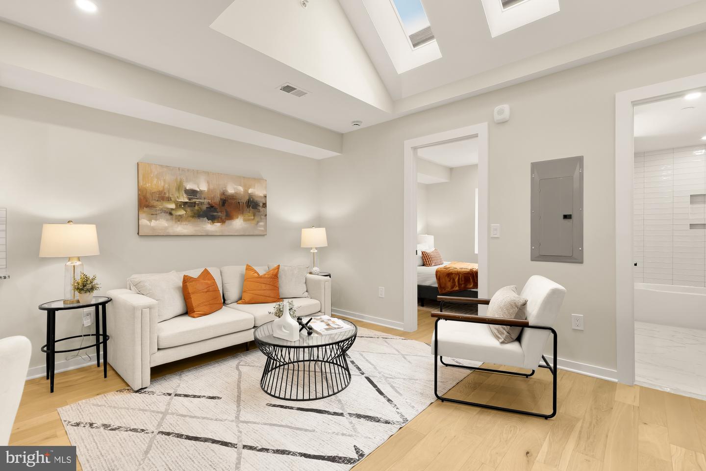 2606 41ST ST NW #FIVE, WASHINGTON, District Of Columbia 20007, 2 Bedrooms Bedrooms, ,2 BathroomsBathrooms,Residential,For sale,2606 41ST ST NW #FIVE,DCDC2232624 MLS # DCDC2232624