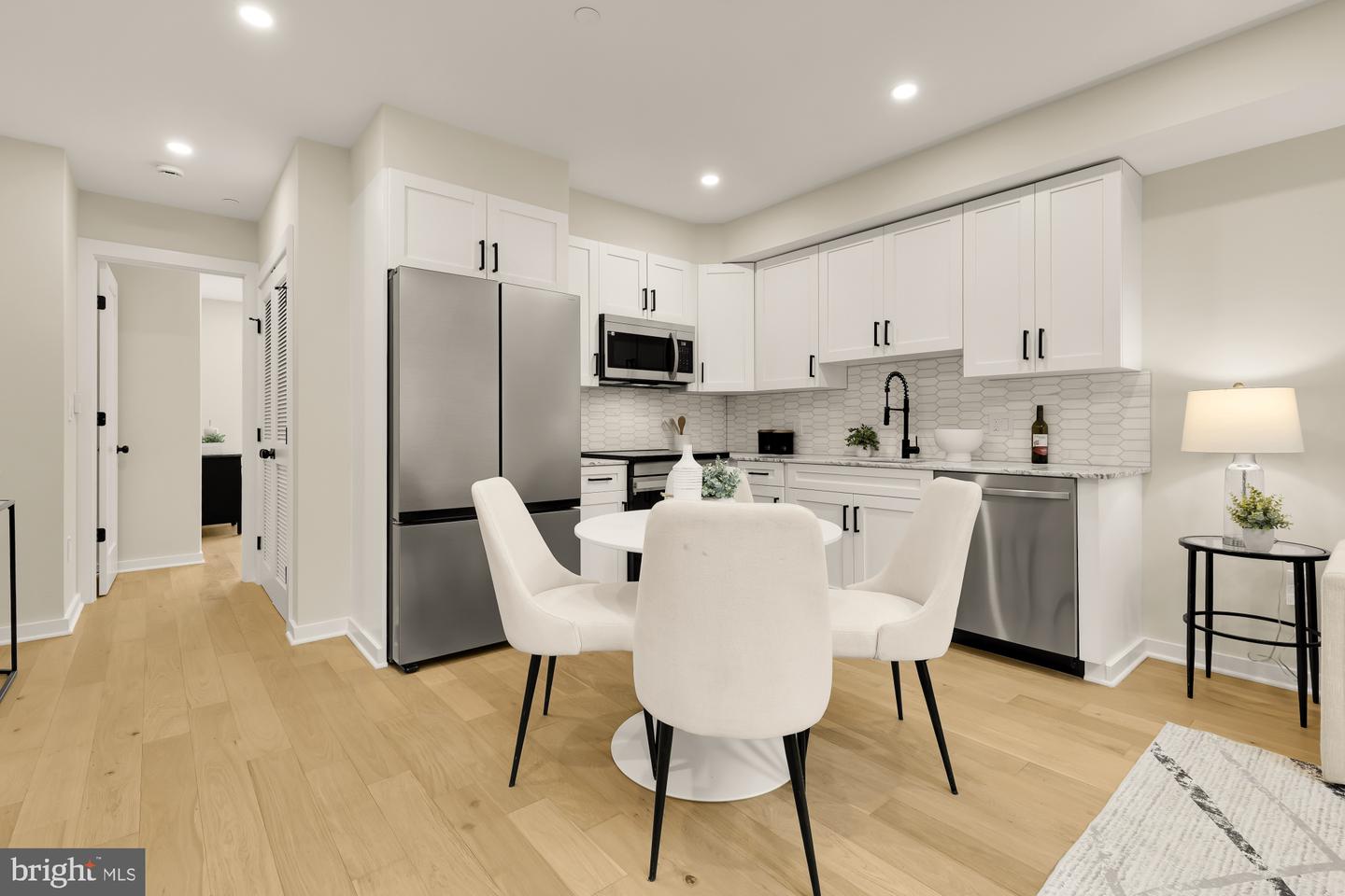 2606 41ST ST NW #FIVE, WASHINGTON, District Of Columbia 20007, 2 Bedrooms Bedrooms, ,2 BathroomsBathrooms,Residential,For sale,2606 41ST ST NW #FIVE,DCDC2232624 MLS # DCDC2232624