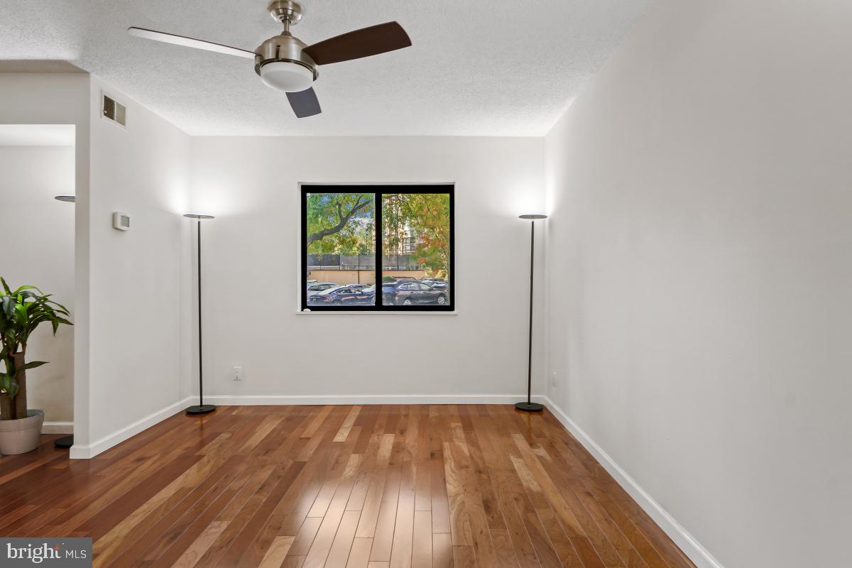 5904 MOUNT EAGLE DR #105, ALEXANDRIA, Virginia 22303, 2 Bedrooms Bedrooms, 8 Rooms Rooms,2 BathroomsBathrooms,Residential,For sale,5904 MOUNT EAGLE DR #105,VAFX2280010 MLS # VAFX2280010 5904 MOUNT EAGLE DR #105, ALEXANDRIA, Virginia 22303, 2 Bedrooms Bedrooms, 8 Rooms Rooms,2 BathroomsBathrooms,Residential,For sale,5904 MOUNT EAGLE DR #105,VAFX2280010 MLS # VAFX2280010