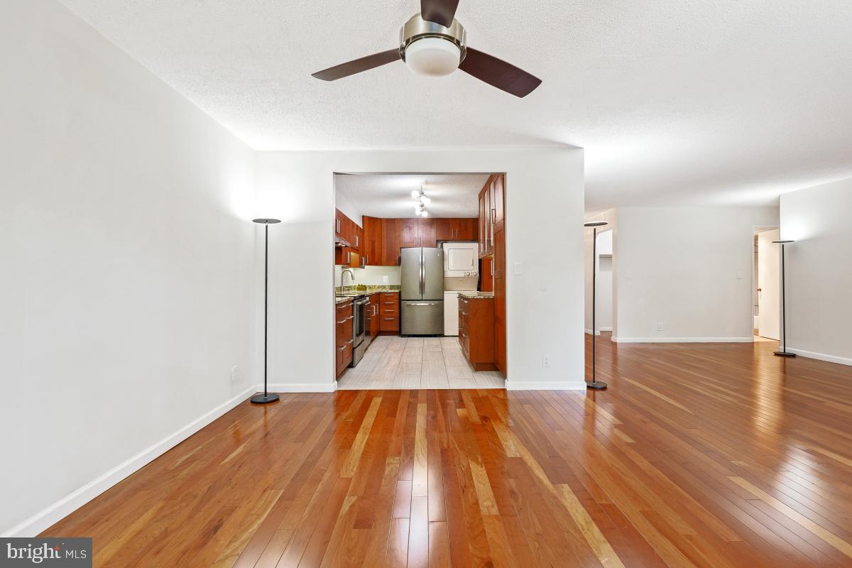 5904 MOUNT EAGLE DR #105, ALEXANDRIA, Virginia 22303, 2 Bedrooms Bedrooms, 8 Rooms Rooms,2 BathroomsBathrooms,Residential,For sale,5904 MOUNT EAGLE DR #105,VAFX2280010 MLS # VAFX2280010 5904 MOUNT EAGLE DR #105, ALEXANDRIA, Virginia 22303, 2 Bedrooms Bedrooms, 8 Rooms Rooms,2 BathroomsBathrooms,Residential,For sale,5904 MOUNT EAGLE DR #105,VAFX2280010 MLS # VAFX2280010