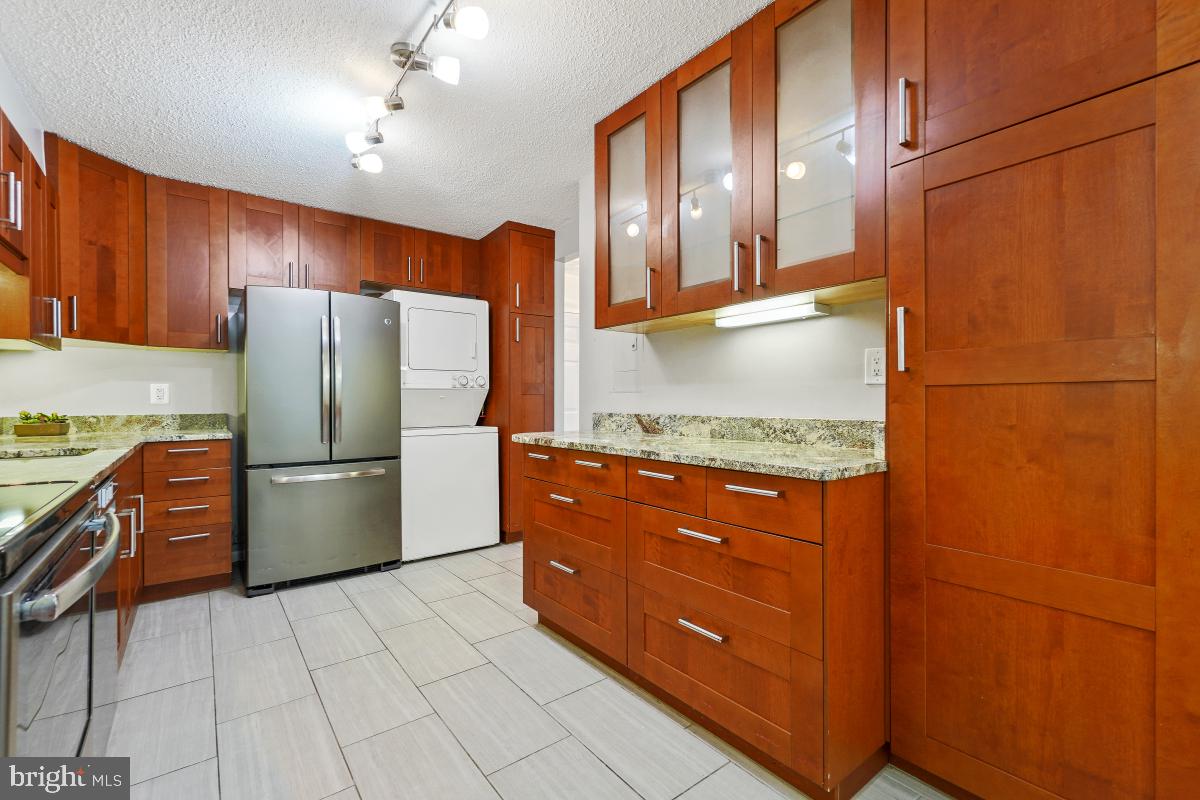 5904 MOUNT EAGLE DR #105, ALEXANDRIA, Virginia 22303, 2 Bedrooms Bedrooms, 8 Rooms Rooms,2 BathroomsBathrooms,Residential,For sale,5904 MOUNT EAGLE DR #105,VAFX2280010 MLS # VAFX2280010 5904 MOUNT EAGLE DR #105, ALEXANDRIA, Virginia 22303, 2 Bedrooms Bedrooms, 8 Rooms Rooms,2 BathroomsBathrooms,Residential,For sale,5904 MOUNT EAGLE DR #105,VAFX2280010 MLS # VAFX2280010