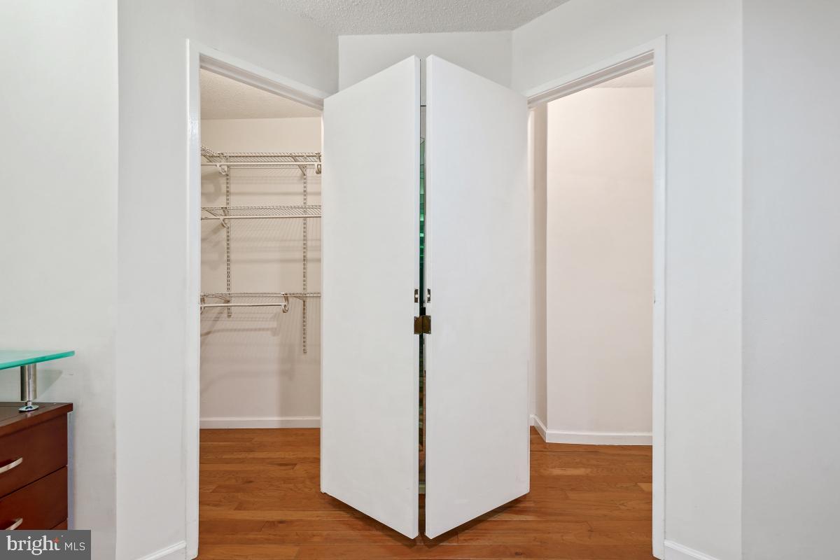 5904 MOUNT EAGLE DR #105, ALEXANDRIA, Virginia 22303, 2 Bedrooms Bedrooms, 8 Rooms Rooms,2 BathroomsBathrooms,Residential,For sale,5904 MOUNT EAGLE DR #105,VAFX2280010 MLS # VAFX2280010 5904 MOUNT EAGLE DR #105, ALEXANDRIA, Virginia 22303, 2 Bedrooms Bedrooms, 8 Rooms Rooms,2 BathroomsBathrooms,Residential,For sale,5904 MOUNT EAGLE DR #105,VAFX2280010 MLS # VAFX2280010