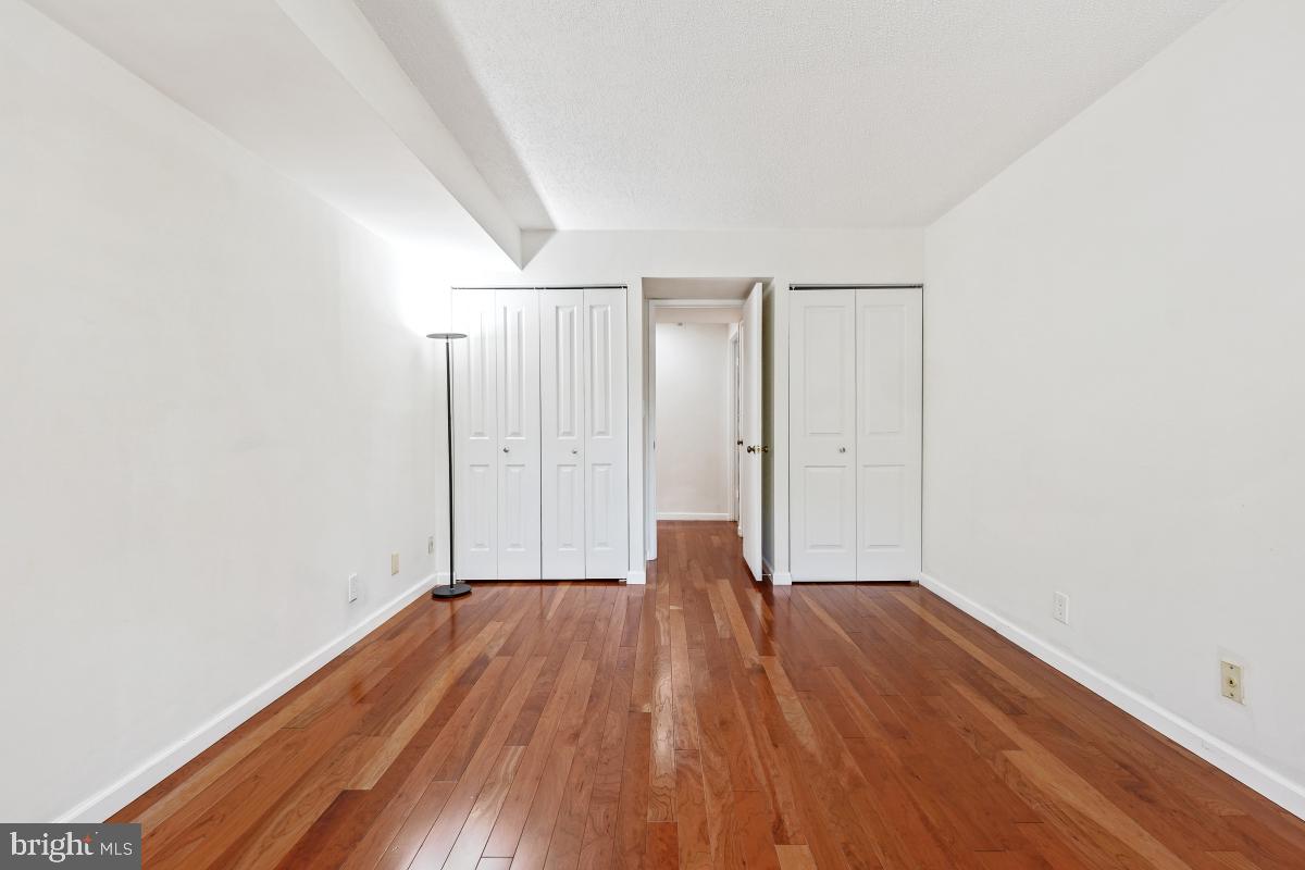 5904 MOUNT EAGLE DR #105, ALEXANDRIA, Virginia 22303, 2 Bedrooms Bedrooms, 8 Rooms Rooms,2 BathroomsBathrooms,Residential,For sale,5904 MOUNT EAGLE DR #105,VAFX2280010 MLS # VAFX2280010 5904 MOUNT EAGLE DR #105, ALEXANDRIA, Virginia 22303, 2 Bedrooms Bedrooms, 8 Rooms Rooms,2 BathroomsBathrooms,Residential,For sale,5904 MOUNT EAGLE DR #105,VAFX2280010 MLS # VAFX2280010