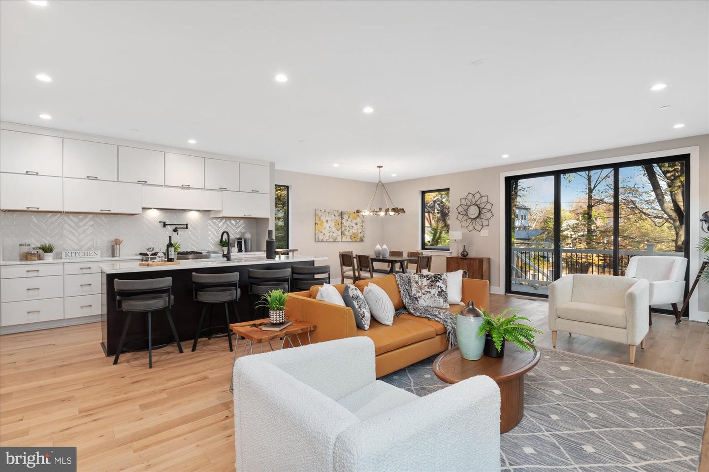 5445 33RD ST NW, WASHINGTON, District Of Columbia 20015, 6 Bedrooms Bedrooms, ,6 BathroomsBathrooms,Residential,For sale,5445 33RD ST NW,DCDC2232630 MLS # DCDC2232630 5445 33RD ST NW, WASHINGTON, District Of Columbia 20015, 6 Bedrooms Bedrooms, ,6 BathroomsBathrooms,Residential,For sale,5445 33RD ST NW,DCDC2232630 MLS # DCDC2232630