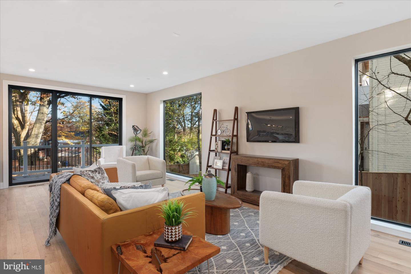 5445 33RD ST NW, WASHINGTON, District Of Columbia 20015, 6 Bedrooms Bedrooms, ,6 BathroomsBathrooms,Residential,For sale,5445 33RD ST NW,DCDC2232630 MLS # DCDC2232630 5445 33RD ST NW, WASHINGTON, District Of Columbia 20015, 6 Bedrooms Bedrooms, ,6 BathroomsBathrooms,Residential,For sale,5445 33RD ST NW,DCDC2232630 MLS # DCDC2232630