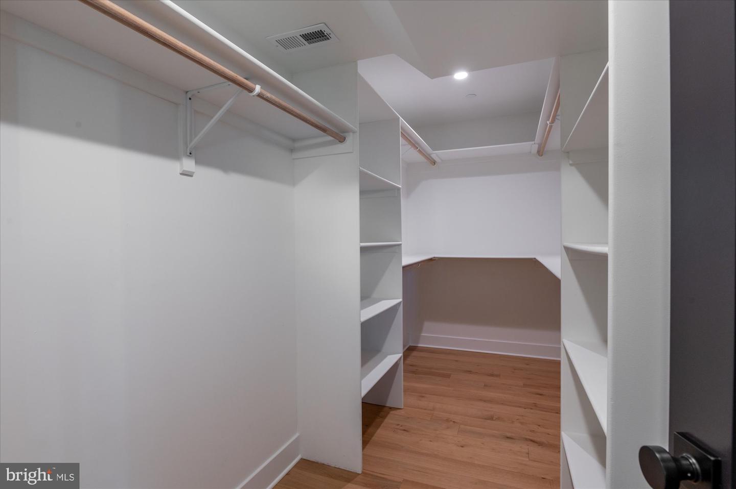 5445 33RD ST NW, WASHINGTON, District Of Columbia 20015, 6 Bedrooms Bedrooms, ,6 BathroomsBathrooms,Residential,For sale,5445 33RD ST NW,DCDC2232630 MLS # DCDC2232630 5445 33RD ST NW, WASHINGTON, District Of Columbia 20015, 6 Bedrooms Bedrooms, ,6 BathroomsBathrooms,Residential,For sale,5445 33RD ST NW,DCDC2232630 MLS # DCDC2232630