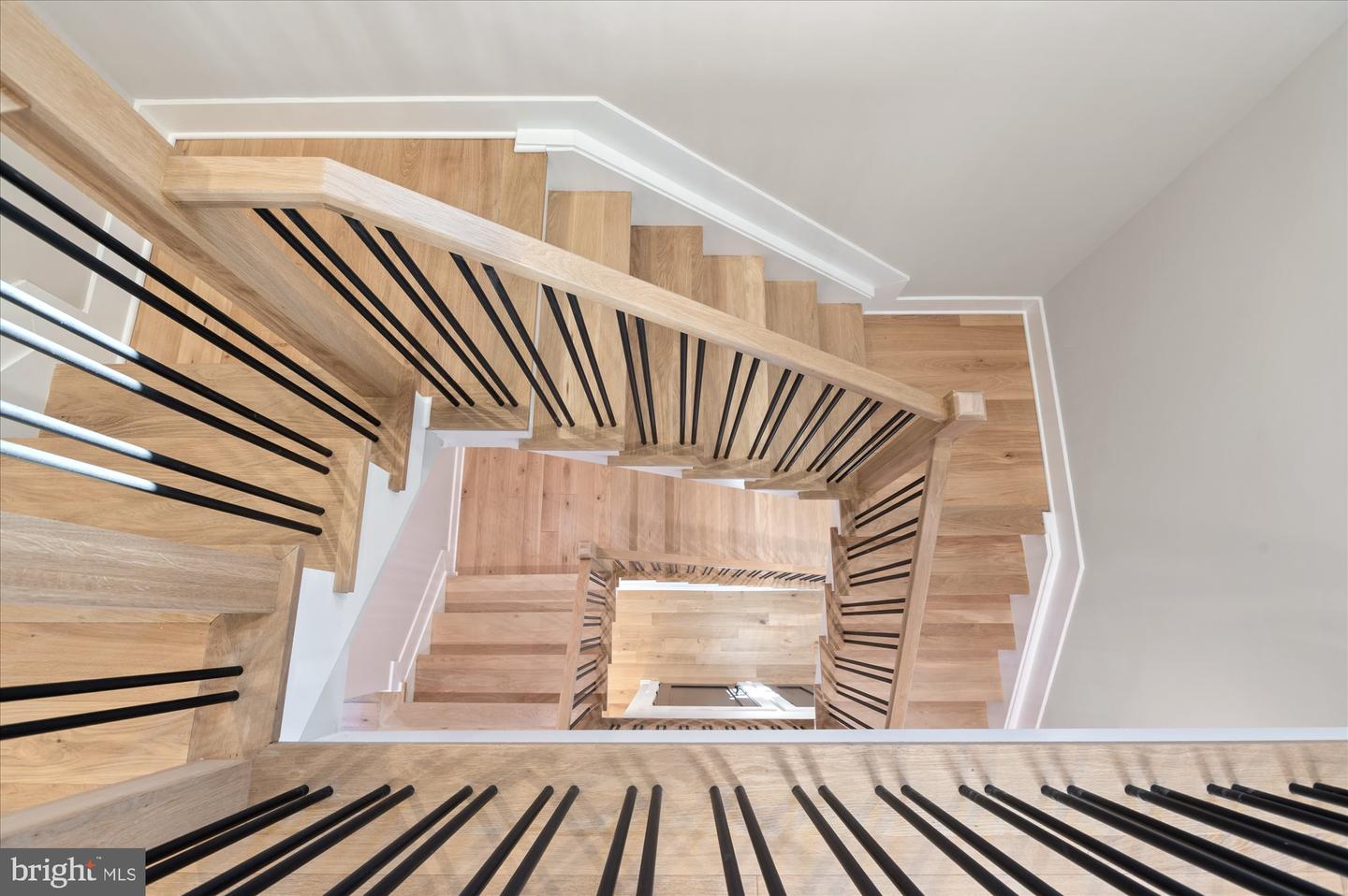 5445 33RD ST NW, WASHINGTON, District Of Columbia 20015, 6 Bedrooms Bedrooms, ,6 BathroomsBathrooms,Residential,For sale,5445 33RD ST NW,DCDC2232630 MLS # DCDC2232630 5445 33RD ST NW, WASHINGTON, District Of Columbia 20015, 6 Bedrooms Bedrooms, ,6 BathroomsBathrooms,Residential,For sale,5445 33RD ST NW,DCDC2232630 MLS # DCDC2232630