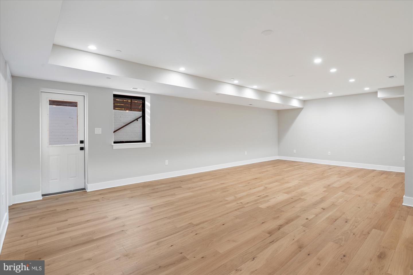 5445 33RD ST NW, WASHINGTON, District Of Columbia 20015, 6 Bedrooms Bedrooms, ,6 BathroomsBathrooms,Residential,For sale,5445 33RD ST NW,DCDC2232630 MLS # DCDC2232630 5445 33RD ST NW, WASHINGTON, District Of Columbia 20015, 6 Bedrooms Bedrooms, ,6 BathroomsBathrooms,Residential,For sale,5445 33RD ST NW,DCDC2232630 MLS # DCDC2232630