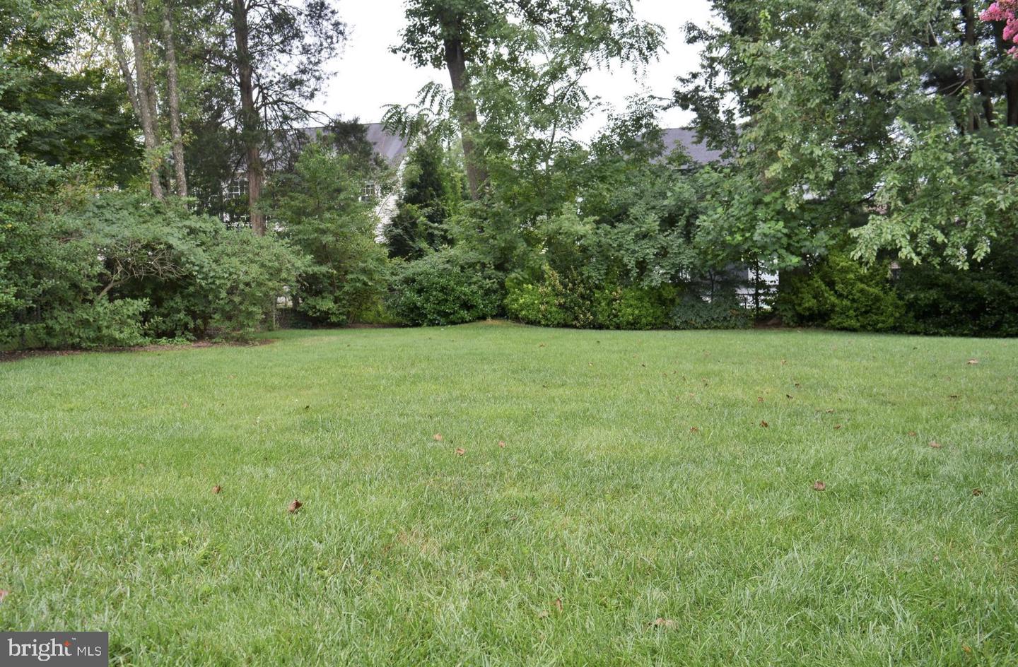 6613 CHESTERFIELD AVE, MCLEAN, Virginia 22101, 3 Bedrooms Bedrooms, ,1 BathroomBathrooms,Residential,For sale,6613 CHESTERFIELD AVE,VAFX2280088 MLS # VAFX2280088