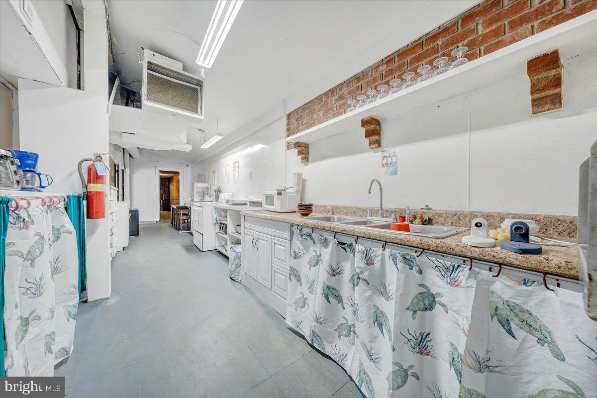 7367 LEE HIGHWAY, TROUTVILLE, Virginia 24175, ,Land,For sale,7367 LEE HIGHWAY,VABO2000036 MLS # VABO2000036 7367 LEE HIGHWAY, TROUTVILLE, Virginia 24175, ,Land,For sale,7367 LEE HIGHWAY,VABO2000036 MLS # VABO2000036