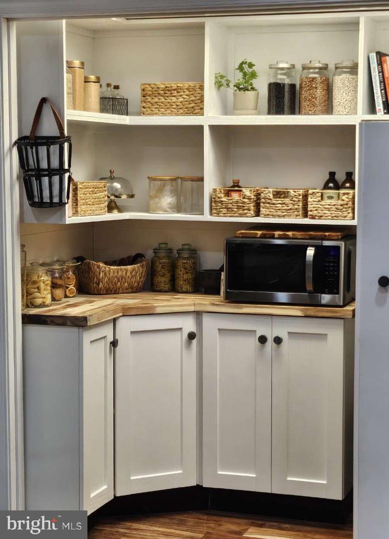 11408 DUTCH HOLLOW RD, CULPEPER, Virginia 22701, 3 Bedrooms Bedrooms, ,2 BathroomsBathrooms,Residential,For sale,11408 DUTCH HOLLOW RD,VACU2012138 MLS # VACU2012138 11408 DUTCH HOLLOW RD, CULPEPER, Virginia 22701, 3 Bedrooms Bedrooms, ,2 BathroomsBathrooms,Residential,For sale,11408 DUTCH HOLLOW RD,VACU2012138 MLS # VACU2012138