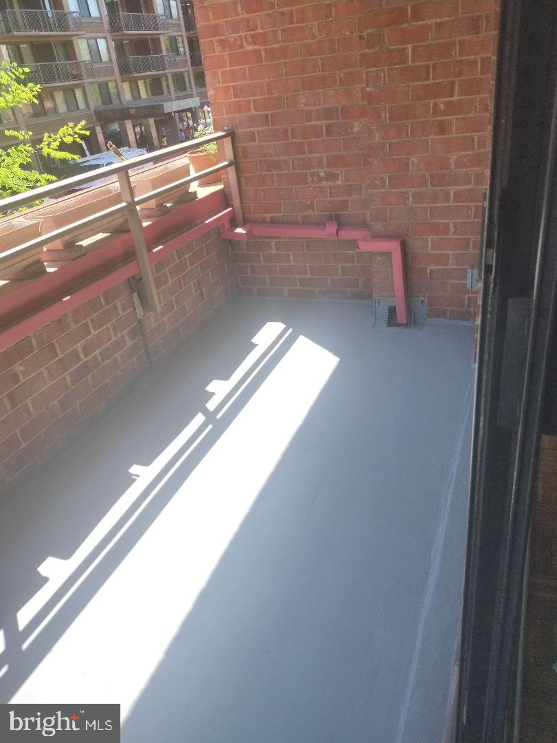 2141 P ST NW #202, WASHINGTON, District Of Columbia 20037, 2 Bedrooms Bedrooms, ,2 BathroomsBathrooms,Residential,For sale,2141 P ST NW #202,DCDC2197698 MLS # DCDC2197698