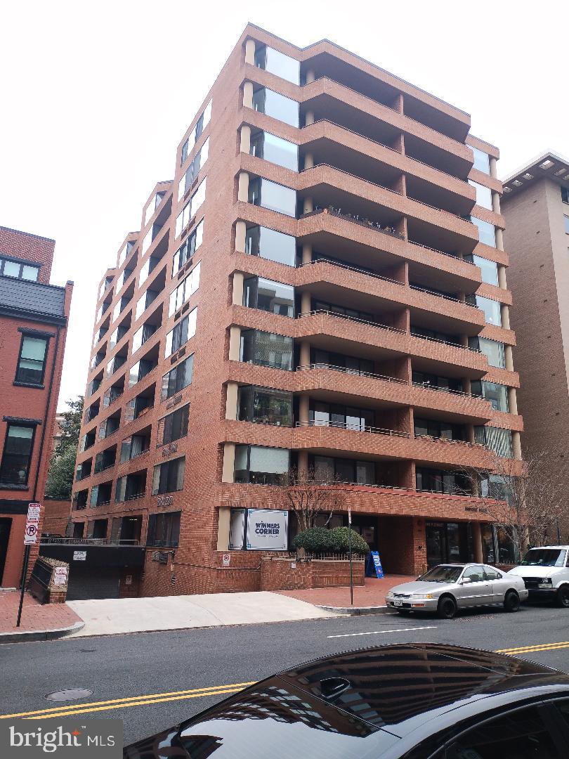 2141 P ST NW #202, WASHINGTON, District Of Columbia 20037, 2 Bedrooms Bedrooms, ,2 BathroomsBathrooms,Residential,For sale,2141 P ST NW #202,DCDC2197698 MLS # DCDC2197698