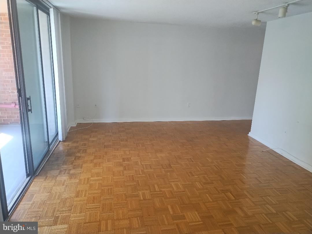 2141 P ST NW #202, WASHINGTON, District Of Columbia 20037, 2 Bedrooms Bedrooms, ,2 BathroomsBathrooms,Residential,For sale,2141 P ST NW #202,DCDC2197698 MLS # DCDC2197698