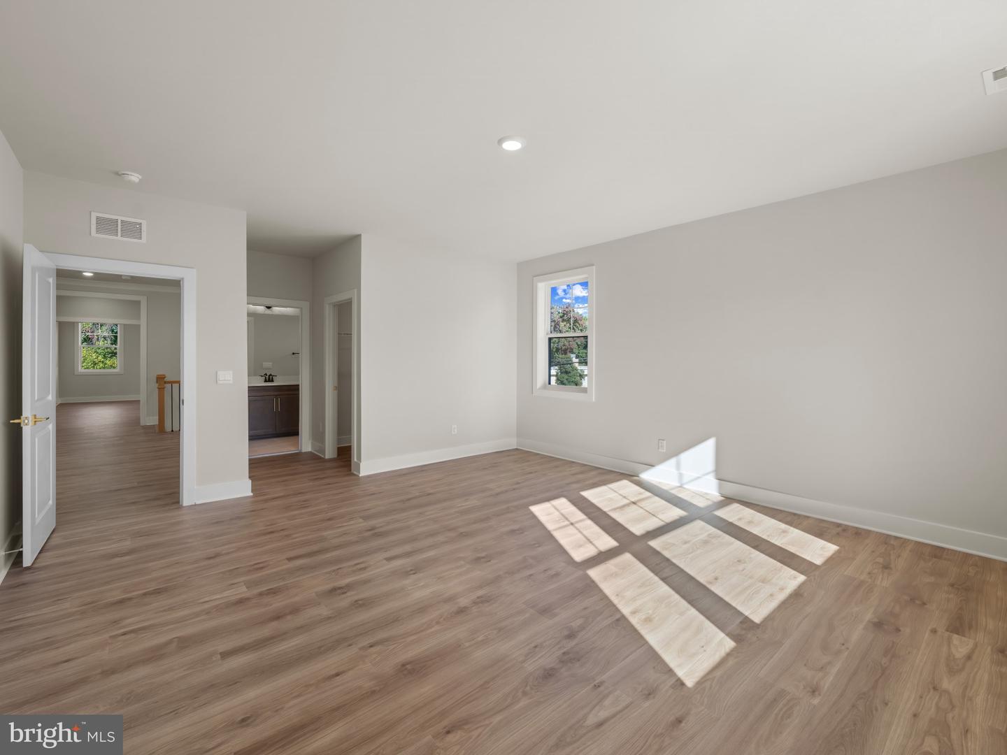 8260 COLLING MANOR CT, ALEXANDRIA, Virginia 22308, 6 Bedrooms Bedrooms, ,6 BathroomsBathrooms,Residential,For sale,8260 COLLING MANOR CT,VAFX2253318 MLS # VAFX2253318 8260 COLLING MANOR CT, ALEXANDRIA, Virginia 22308, 6 Bedrooms Bedrooms, ,6 BathroomsBathrooms,Residential,For sale,8260 COLLING MANOR CT,VAFX2253318 MLS # VAFX2253318