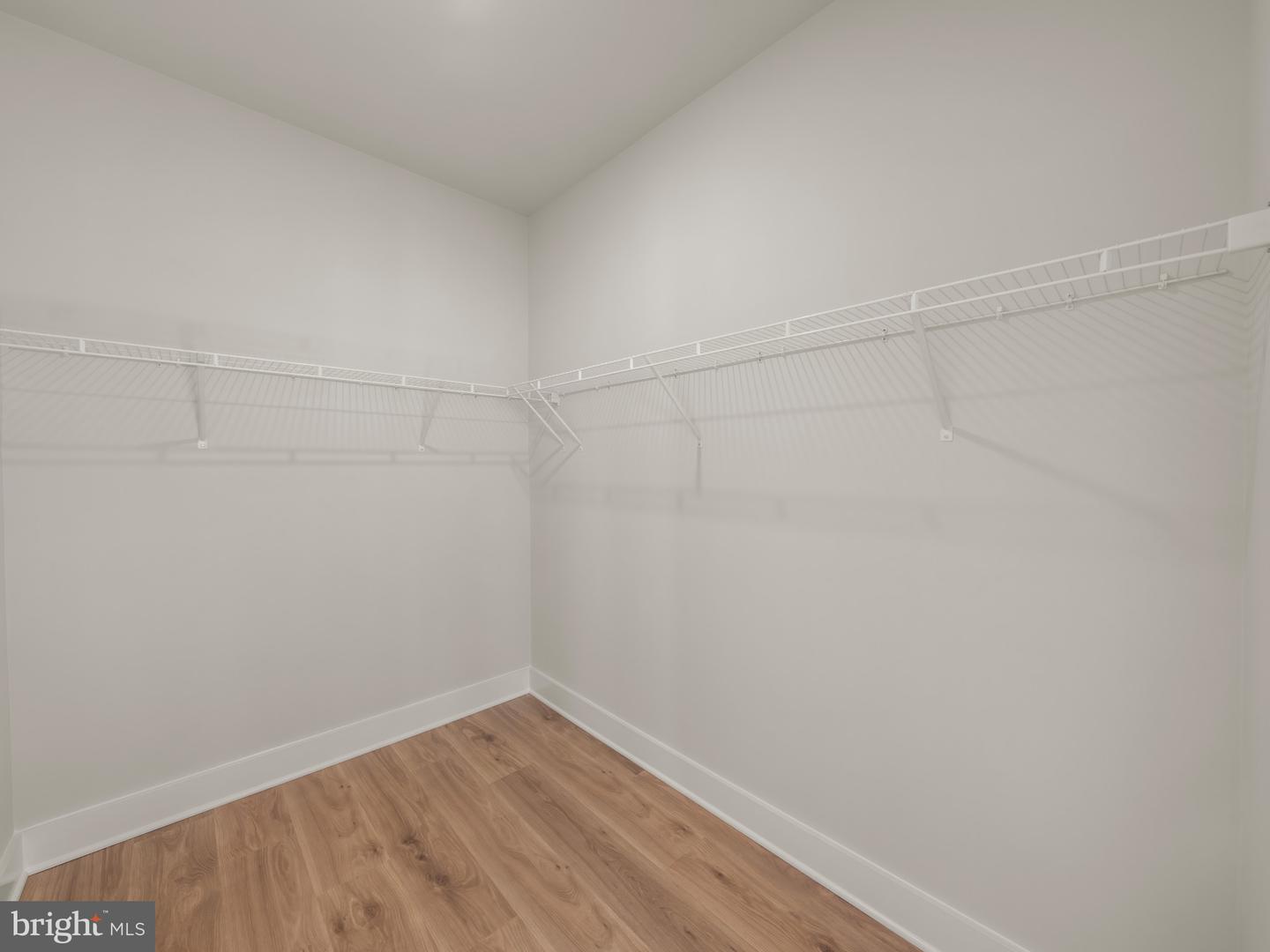 8260 COLLING MANOR CT, ALEXANDRIA, Virginia 22308, 6 Bedrooms Bedrooms, ,6 BathroomsBathrooms,Residential,For sale,8260 COLLING MANOR CT,VAFX2253318 MLS # VAFX2253318 8260 COLLING MANOR CT, ALEXANDRIA, Virginia 22308, 6 Bedrooms Bedrooms, ,6 BathroomsBathrooms,Residential,For sale,8260 COLLING MANOR CT,VAFX2253318 MLS # VAFX2253318