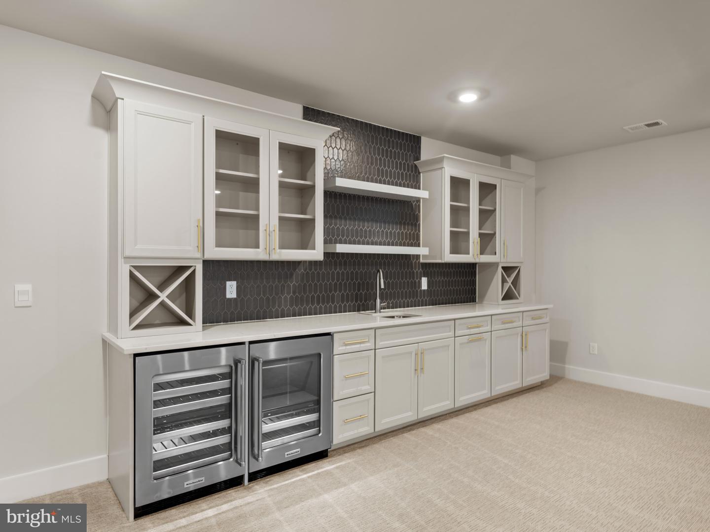 8260 COLLING MANOR CT, ALEXANDRIA, Virginia 22308, 6 Bedrooms Bedrooms, ,6 BathroomsBathrooms,Residential,For sale,8260 COLLING MANOR CT,VAFX2253318 MLS # VAFX2253318 8260 COLLING MANOR CT, ALEXANDRIA, Virginia 22308, 6 Bedrooms Bedrooms, ,6 BathroomsBathrooms,Residential,For sale,8260 COLLING MANOR CT,VAFX2253318 MLS # VAFX2253318