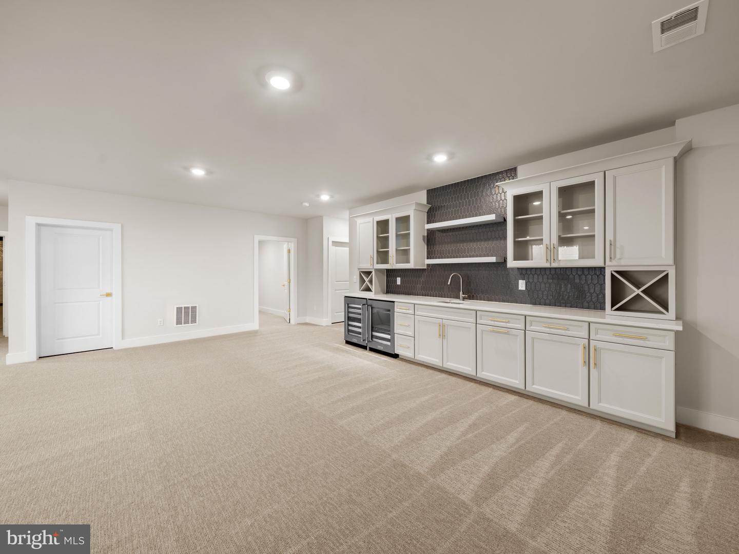 8260 COLLING MANOR CT, ALEXANDRIA, Virginia 22308, 6 Bedrooms Bedrooms, ,6 BathroomsBathrooms,Residential,For sale,8260 COLLING MANOR CT,VAFX2253318 MLS # VAFX2253318 8260 COLLING MANOR CT, ALEXANDRIA, Virginia 22308, 6 Bedrooms Bedrooms, ,6 BathroomsBathrooms,Residential,For sale,8260 COLLING MANOR CT,VAFX2253318 MLS # VAFX2253318