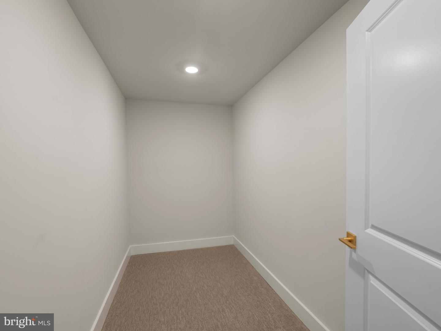 8260 COLLING MANOR CT, ALEXANDRIA, Virginia 22308, 6 Bedrooms Bedrooms, ,6 BathroomsBathrooms,Residential,For sale,8260 COLLING MANOR CT,VAFX2253318 MLS # VAFX2253318 8260 COLLING MANOR CT, ALEXANDRIA, Virginia 22308, 6 Bedrooms Bedrooms, ,6 BathroomsBathrooms,Residential,For sale,8260 COLLING MANOR CT,VAFX2253318 MLS # VAFX2253318