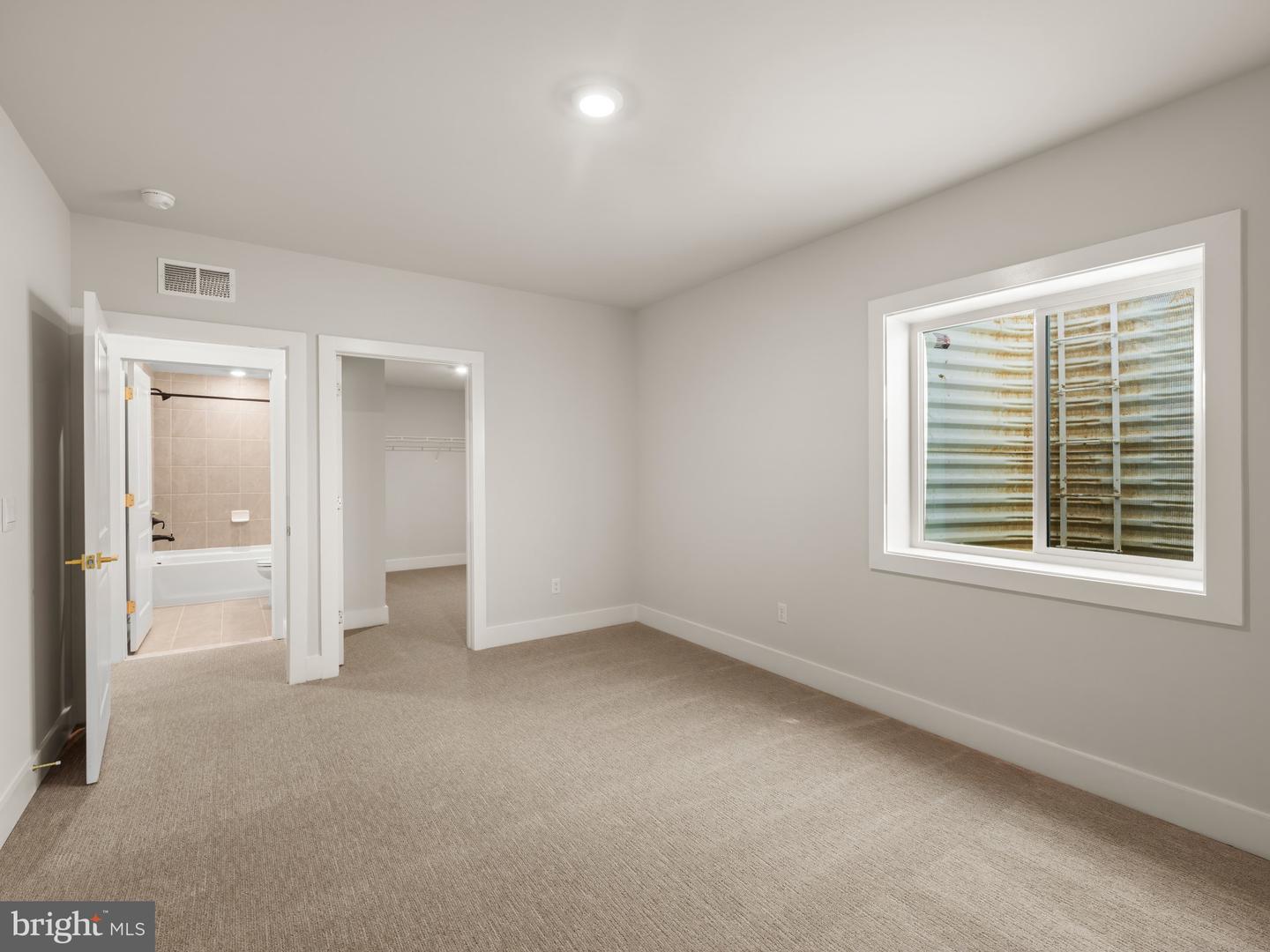 8260 COLLING MANOR CT, ALEXANDRIA, Virginia 22308, 6 Bedrooms Bedrooms, ,6 BathroomsBathrooms,Residential,For sale,8260 COLLING MANOR CT,VAFX2253318 MLS # VAFX2253318 8260 COLLING MANOR CT, ALEXANDRIA, Virginia 22308, 6 Bedrooms Bedrooms, ,6 BathroomsBathrooms,Residential,For sale,8260 COLLING MANOR CT,VAFX2253318 MLS # VAFX2253318