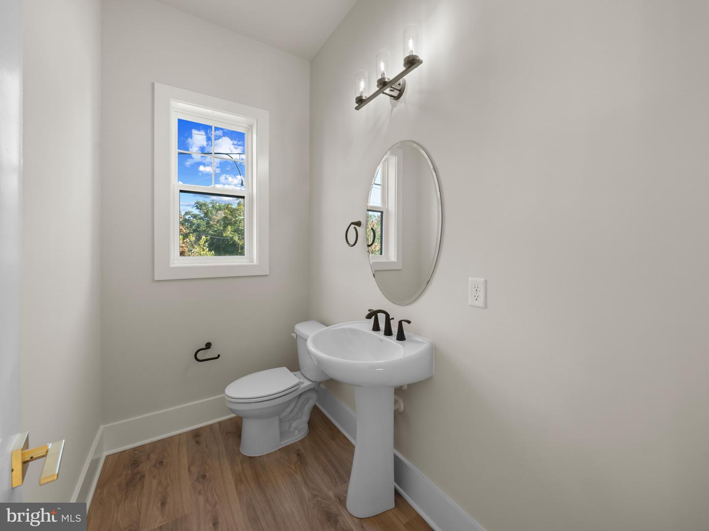 8260 COLLING MANOR CT, ALEXANDRIA, Virginia 22308, 6 Bedrooms Bedrooms, ,6 BathroomsBathrooms,Residential,For sale,8260 COLLING MANOR CT,VAFX2253318 MLS # VAFX2253318 8260 COLLING MANOR CT, ALEXANDRIA, Virginia 22308, 6 Bedrooms Bedrooms, ,6 BathroomsBathrooms,Residential,For sale,8260 COLLING MANOR CT,VAFX2253318 MLS # VAFX2253318