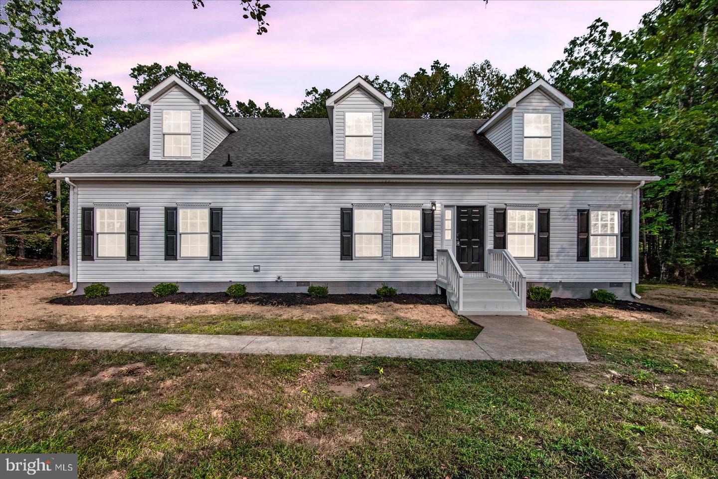 17515 LAKEMONT DR, CULPEPER, Virginia 22701, 3 Bedrooms Bedrooms, 10 Rooms Rooms,2 BathroomsBathrooms,Residential,For sale,17515 LAKEMONT DR,VACU2011518 MLS # VACU2011518 17515 LAKEMONT DR, CULPEPER, Virginia 22701, 3 Bedrooms Bedrooms, 10 Rooms Rooms,2 BathroomsBathrooms,Residential,For sale,17515 LAKEMONT DR,VACU2011518 MLS # VACU2011518