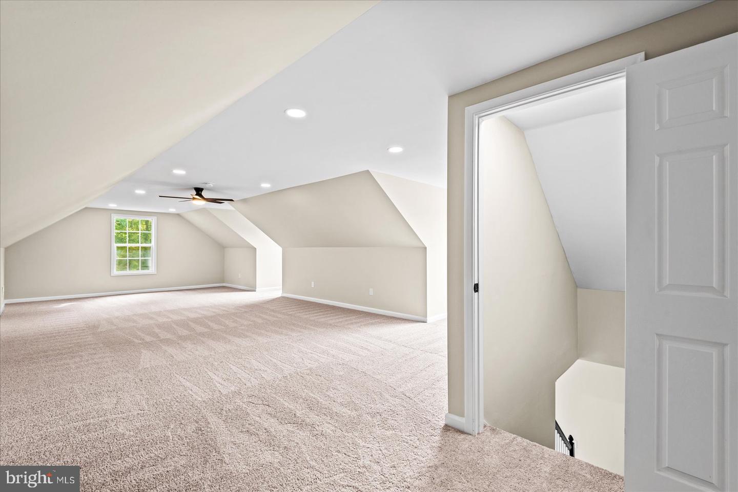 17515 LAKEMONT DR, CULPEPER, Virginia 22701, 3 Bedrooms Bedrooms, 10 Rooms Rooms,2 BathroomsBathrooms,Residential,For sale,17515 LAKEMONT DR,VACU2011518 MLS # VACU2011518 17515 LAKEMONT DR, CULPEPER, Virginia 22701, 3 Bedrooms Bedrooms, 10 Rooms Rooms,2 BathroomsBathrooms,Residential,For sale,17515 LAKEMONT DR,VACU2011518 MLS # VACU2011518