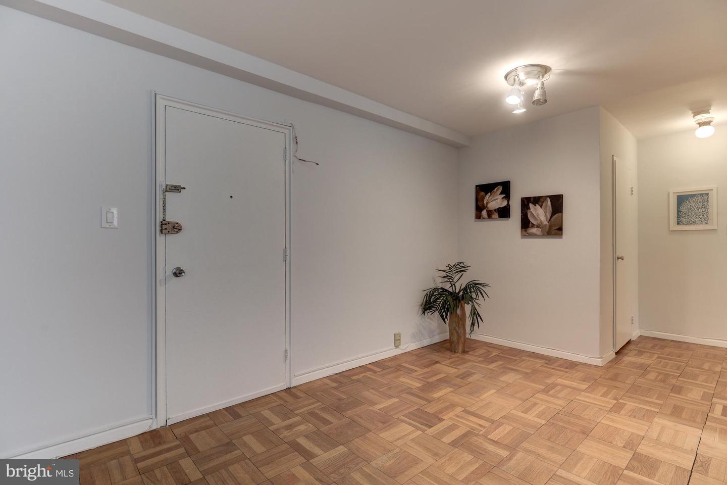 4100 W ST NW #416, WASHINGTON, District Of Columbia 20007, 1 Bedroom Bedrooms, ,1 BathroomBathrooms,Residential,For sale,4100 W ST NW #416,DCDC2221836 MLS # DCDC2221836