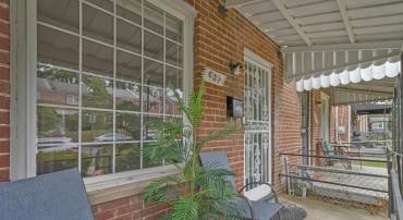 657 BRANDYWINE ST SE, WASHINGTON, District Of Columbia 20032, 3 Bedrooms Bedrooms, ,1 BathroomBathrooms,Residential,For sale,657 BRANDYWINE ST SE,DCDC2224562 MLS # DCDC2224562