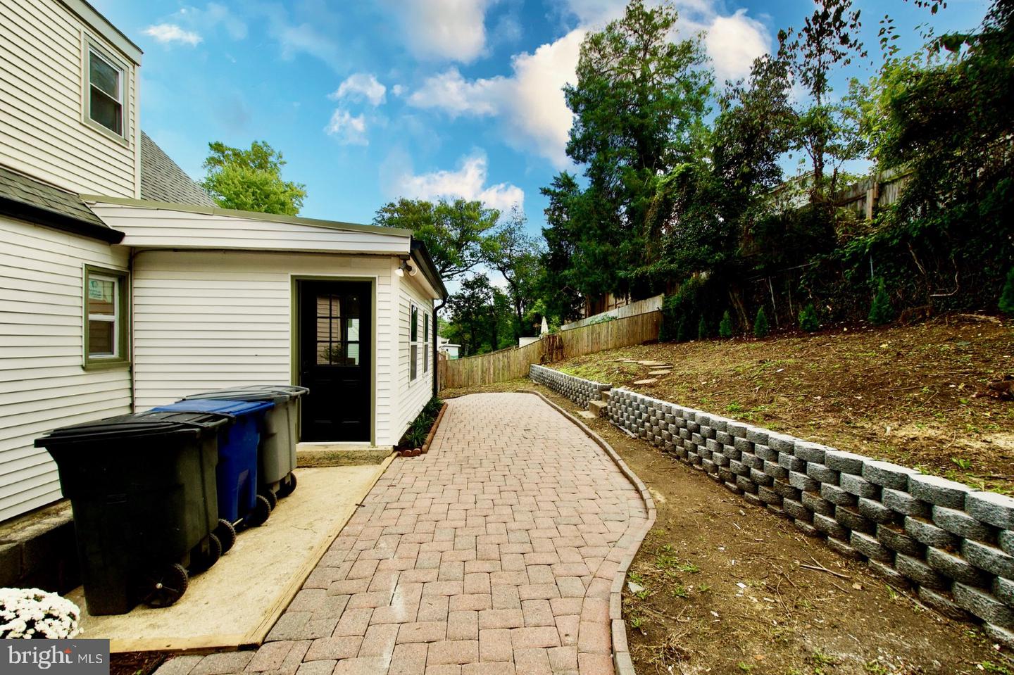 2415 FAIRHAVEN AVE, ALEXANDRIA, Virginia 22303, 4 Bedrooms Bedrooms, ,2 BathroomsBathrooms,Residential,For sale,2415 FAIRHAVEN AVE,VAFX2269740 MLS # VAFX2269740 2415 FAIRHAVEN AVE, ALEXANDRIA, Virginia 22303, 4 Bedrooms Bedrooms, ,2 BathroomsBathrooms,Residential,For sale,2415 FAIRHAVEN AVE,VAFX2269740 MLS # VAFX2269740