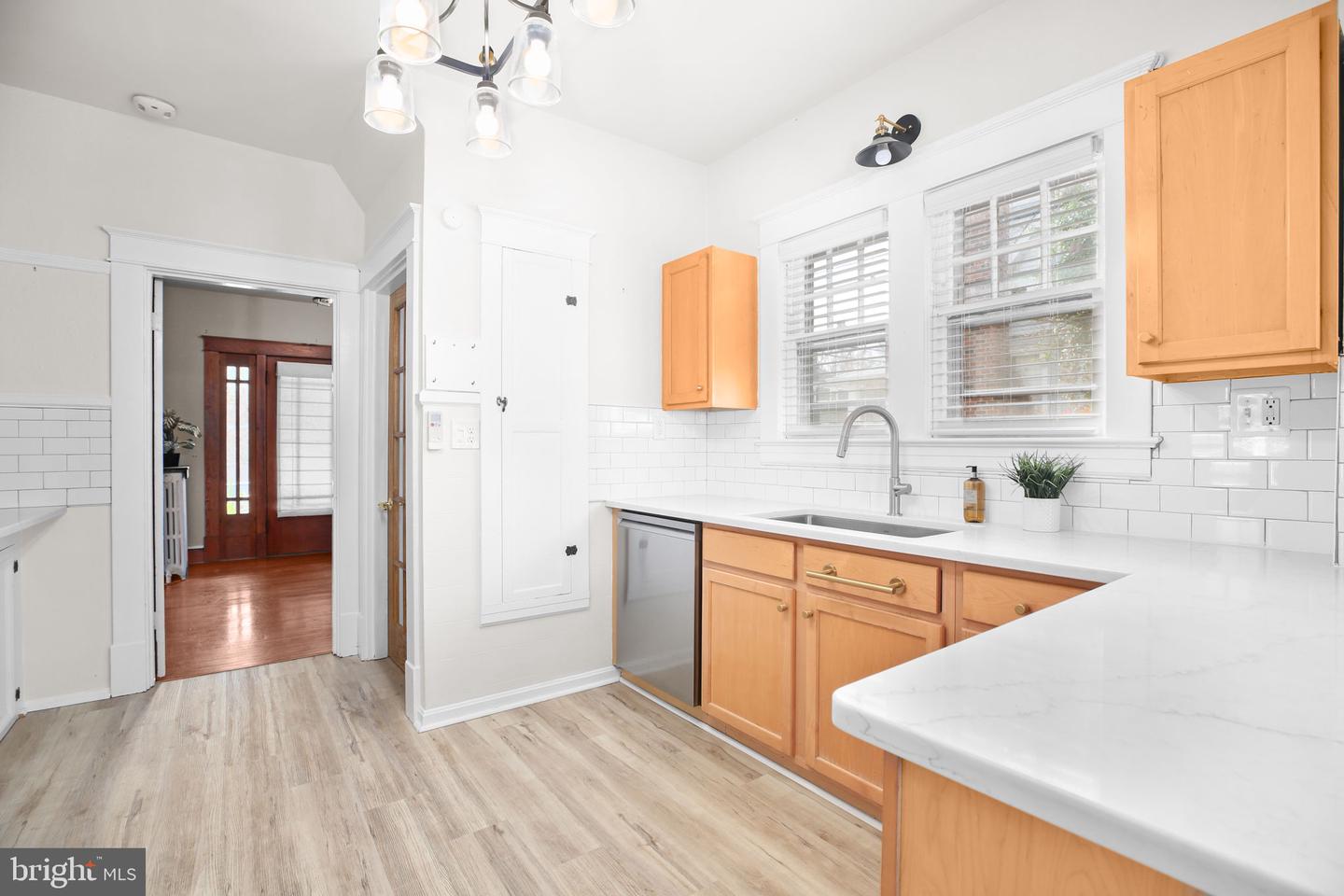 905 MONUMENT AVE, FREDERICKSBURG, Virginia 22401, 3 Bedrooms Bedrooms, ,2 BathroomsBathrooms,Residential,For sale,905 MONUMENT AVE,VAFB2009086 MLS # VAFB2009086