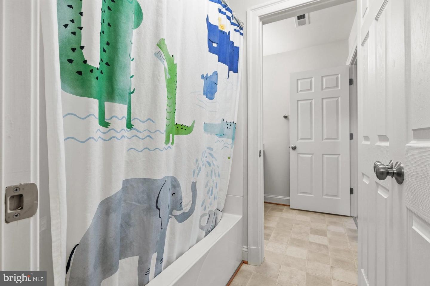 68 WOOD DUCK LN, ZION CROSSROADS, Virginia 22942, 4 Bedrooms Bedrooms, ,3 BathroomsBathrooms,Residential,For sale,68 WOOD DUCK LN,VALA2008738 MLS # VALA2008738 68 WOOD DUCK LN, ZION CROSSROADS, Virginia 22942, 4 Bedrooms Bedrooms, ,3 BathroomsBathrooms,Residential,For sale,68 WOOD DUCK LN,VALA2008738 MLS # VALA2008738