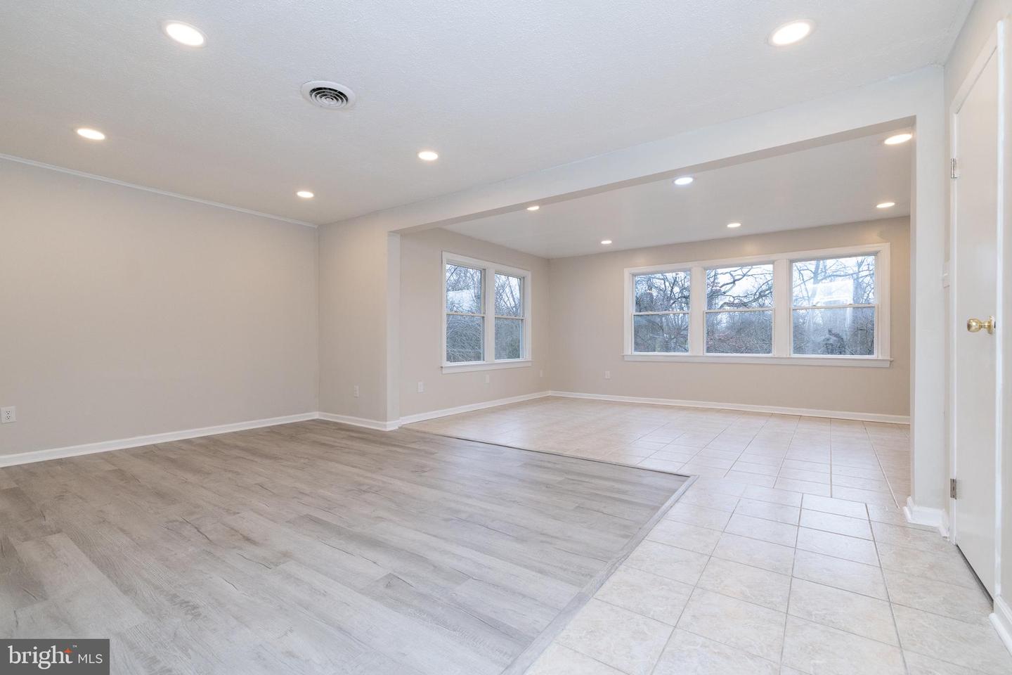 6731 MIDDLE RD, MIDDLETOWN, Virginia 22645, 3 Bedrooms Bedrooms, ,2 BathroomsBathrooms,Residential,For sale,6731 MIDDLE RD,VAFV2037978 MLS # VAFV2037978