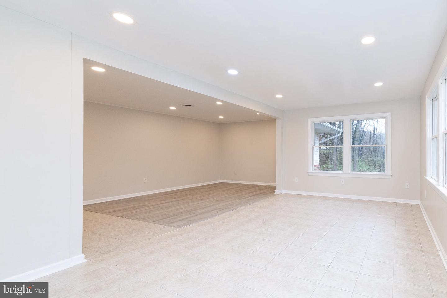 6731 MIDDLE RD, MIDDLETOWN, Virginia 22645, 3 Bedrooms Bedrooms, ,2 BathroomsBathrooms,Residential,For sale,6731 MIDDLE RD,VAFV2037978 MLS # VAFV2037978