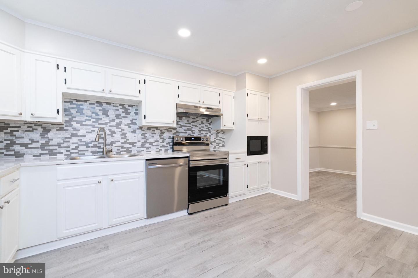 6731 MIDDLE RD, MIDDLETOWN, Virginia 22645, 3 Bedrooms Bedrooms, ,2 BathroomsBathrooms,Residential,For sale,6731 MIDDLE RD,VAFV2037978 MLS # VAFV2037978