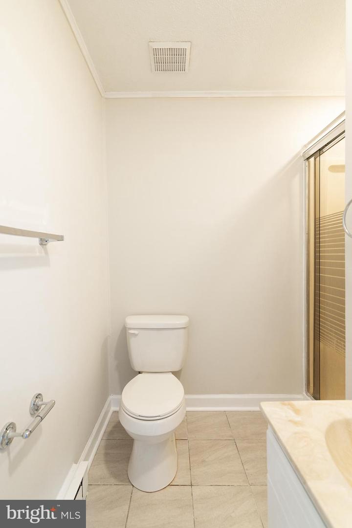 6731 MIDDLE RD, MIDDLETOWN, Virginia 22645, 3 Bedrooms Bedrooms, ,2 BathroomsBathrooms,Residential,For sale,6731 MIDDLE RD,VAFV2037978 MLS # VAFV2037978