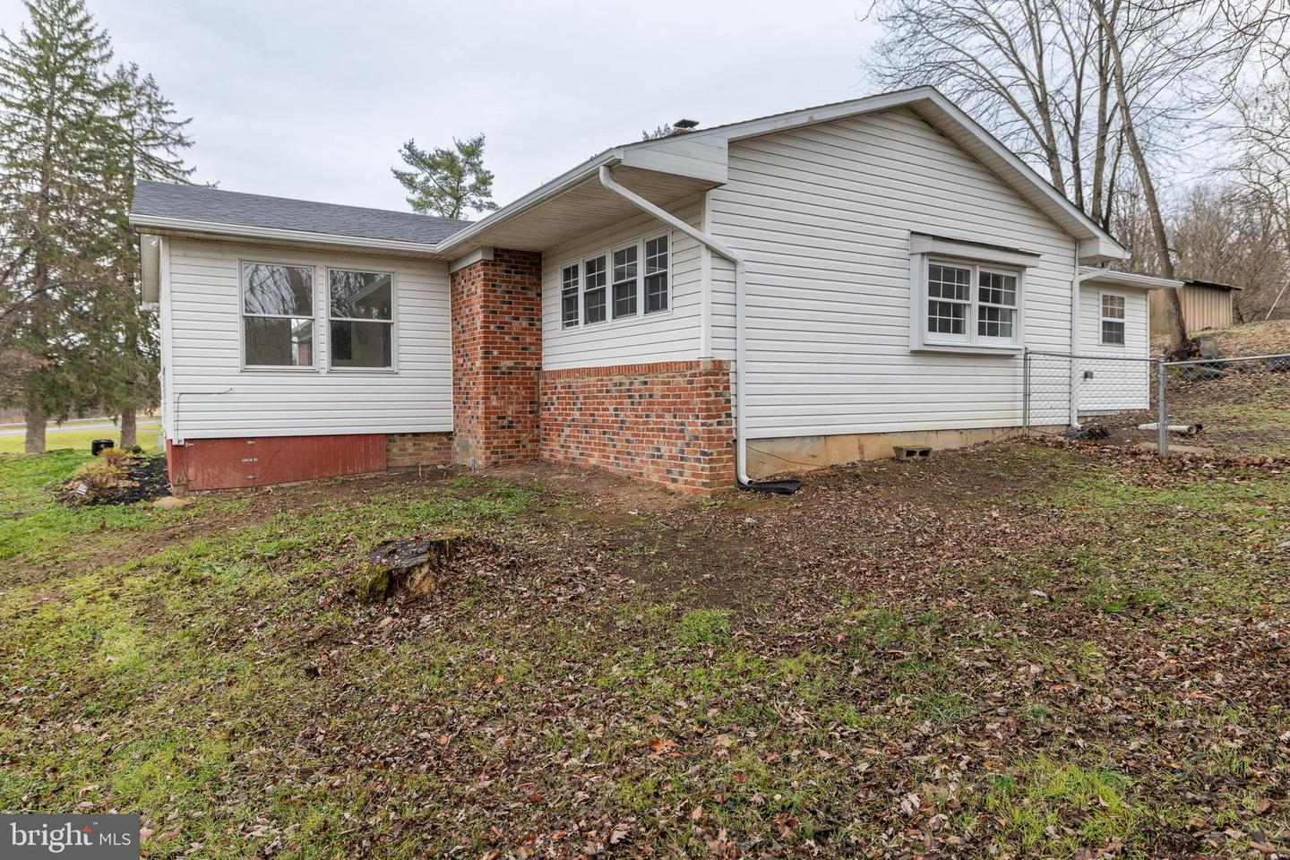 6731 MIDDLE RD, MIDDLETOWN, Virginia 22645, 3 Bedrooms Bedrooms, ,2 BathroomsBathrooms,Residential,For sale,6731 MIDDLE RD,VAFV2037978 MLS # VAFV2037978