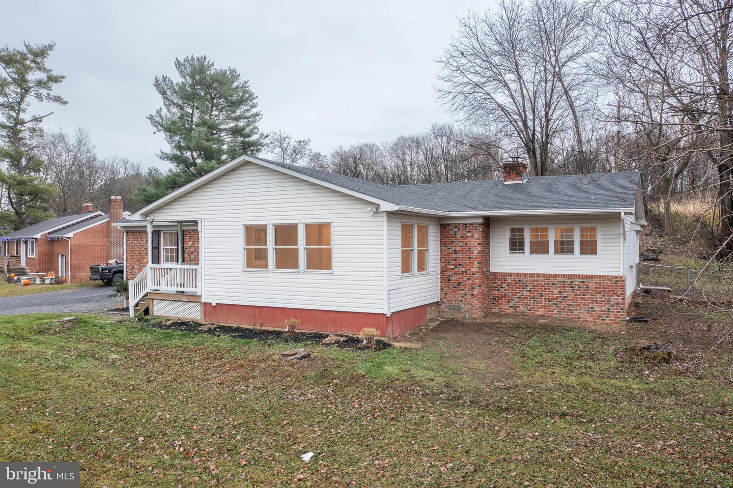 6731 MIDDLE RD, MIDDLETOWN, Virginia 22645, 3 Bedrooms Bedrooms, ,2 BathroomsBathrooms,Residential,For sale,6731 MIDDLE RD,VAFV2037978 MLS # VAFV2037978