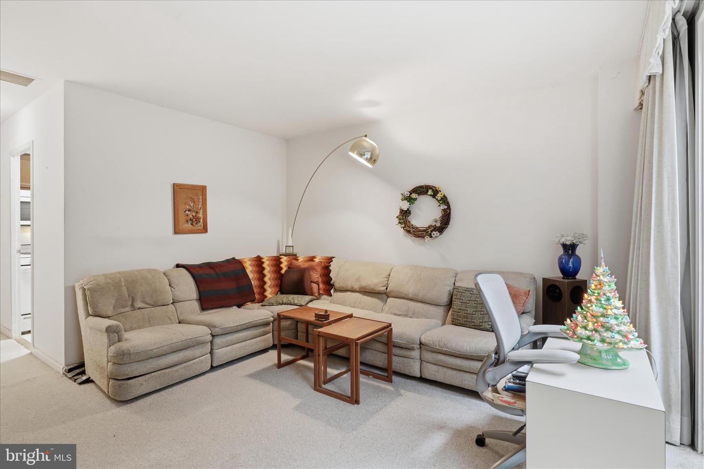 813 3RD ST SW #317, WASHINGTON, District Of Columbia 20024, 2 Bedrooms Bedrooms, ,2 BathroomsBathrooms,Residential,For sale,813 3RD ST SW #317,DCDC2231254 MLS # DCDC2231254