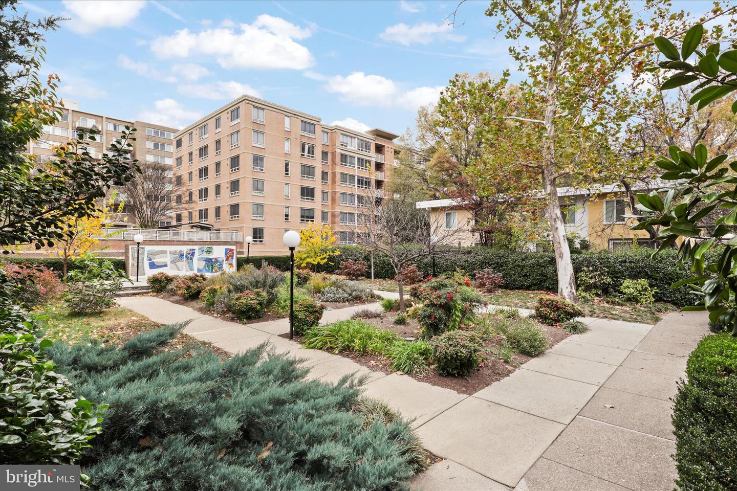 813 3RD ST SW #317, WASHINGTON, District Of Columbia 20024, 2 Bedrooms Bedrooms, ,2 BathroomsBathrooms,Residential,For sale,813 3RD ST SW #317,DCDC2231254 MLS # DCDC2231254