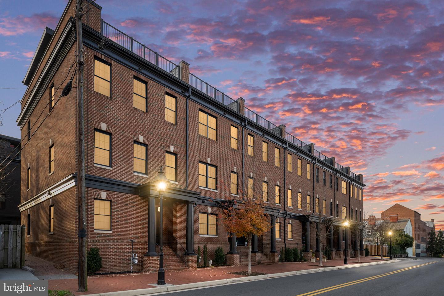 530 MIA ST, FREDERICKSBURG, Virginia 22401, 4 Bedrooms Bedrooms, ,3 BathroomsBathrooms,Residential,For sale,530 MIA ST,VAFB2009310 MLS # VAFB2009310 530 MIA ST, FREDERICKSBURG, Virginia 22401, 4 Bedrooms Bedrooms, ,3 BathroomsBathrooms,Residential,For sale,530 MIA ST,VAFB2009310 MLS # VAFB2009310