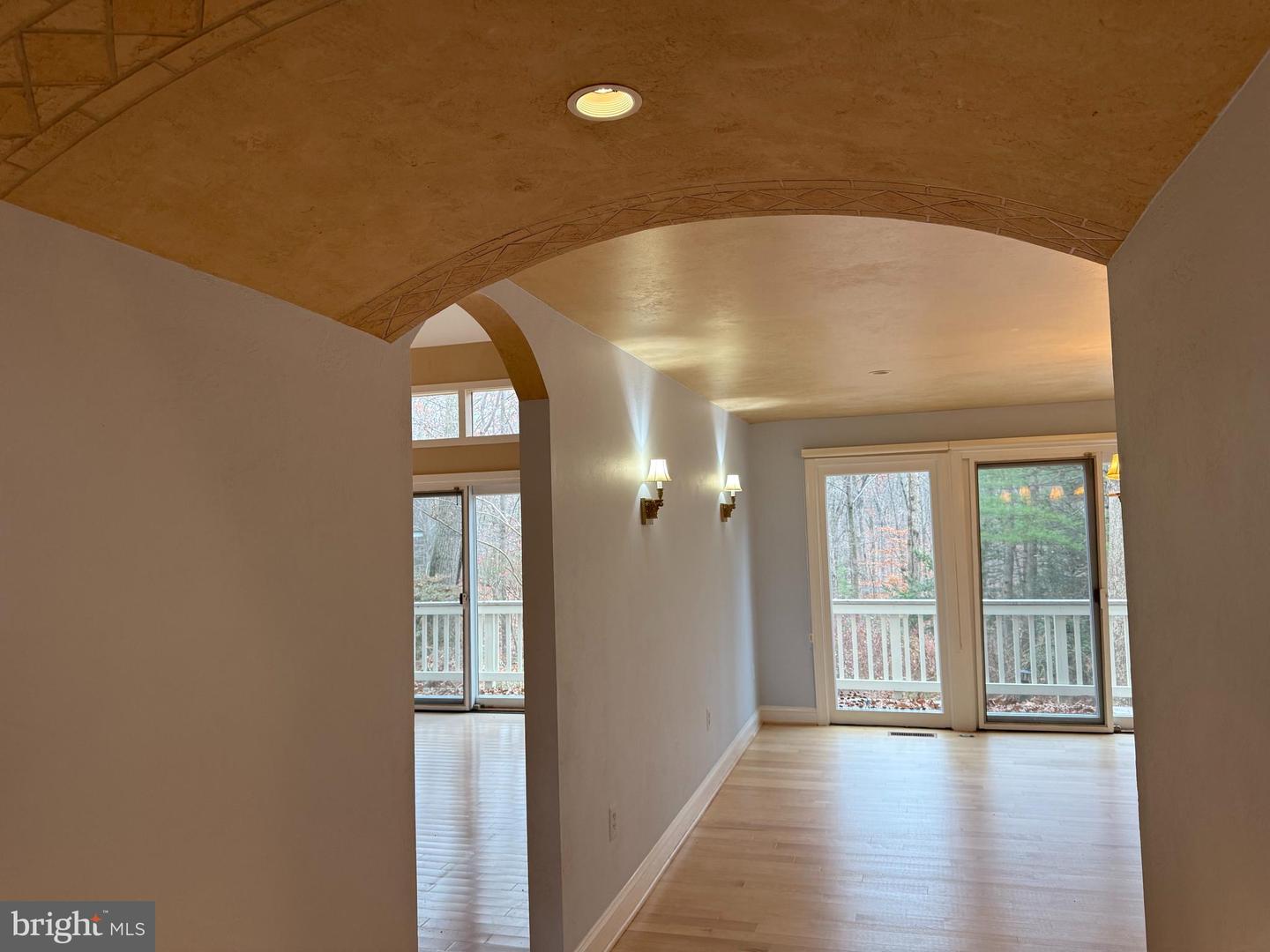 10701 SYCAMORE SPRINGS LN, GREAT FALLS, Virginia 22066, 6 Bedrooms Bedrooms, ,4 BathroomsBathrooms,Residential,For sale,10701 SYCAMORE SPRINGS LN,VAFX2279598 MLS # VAFX2279598