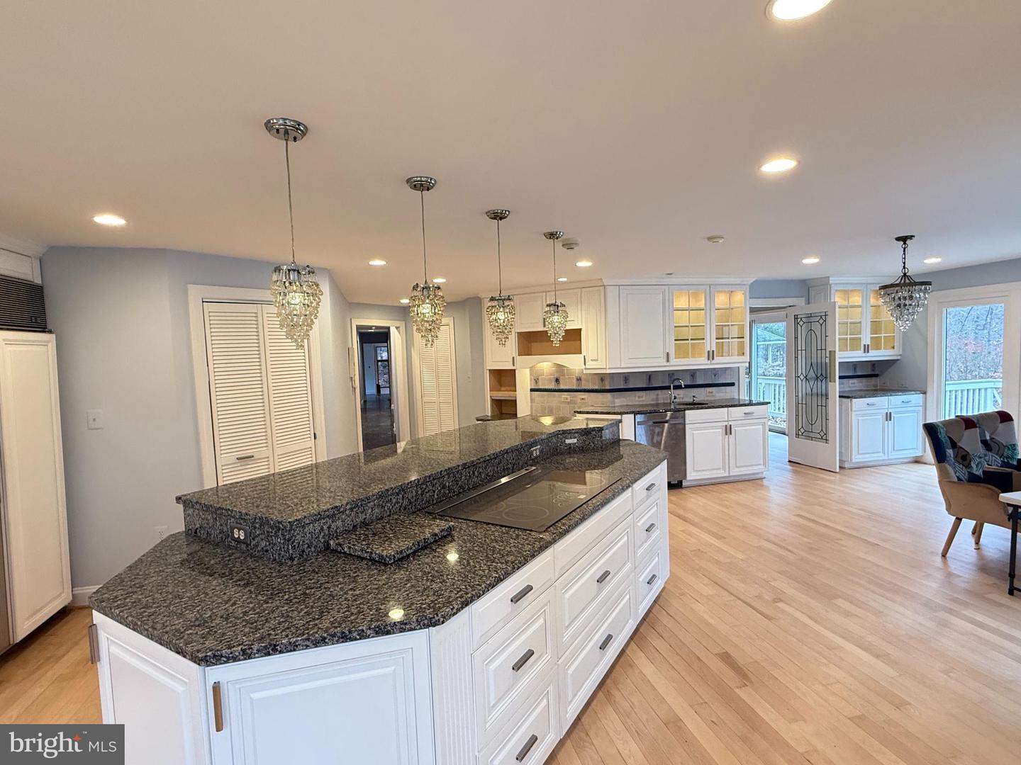 10701 SYCAMORE SPRINGS LN, GREAT FALLS, Virginia 22066, 6 Bedrooms Bedrooms, ,4 BathroomsBathrooms,Residential,For sale,10701 SYCAMORE SPRINGS LN,VAFX2279598 MLS # VAFX2279598